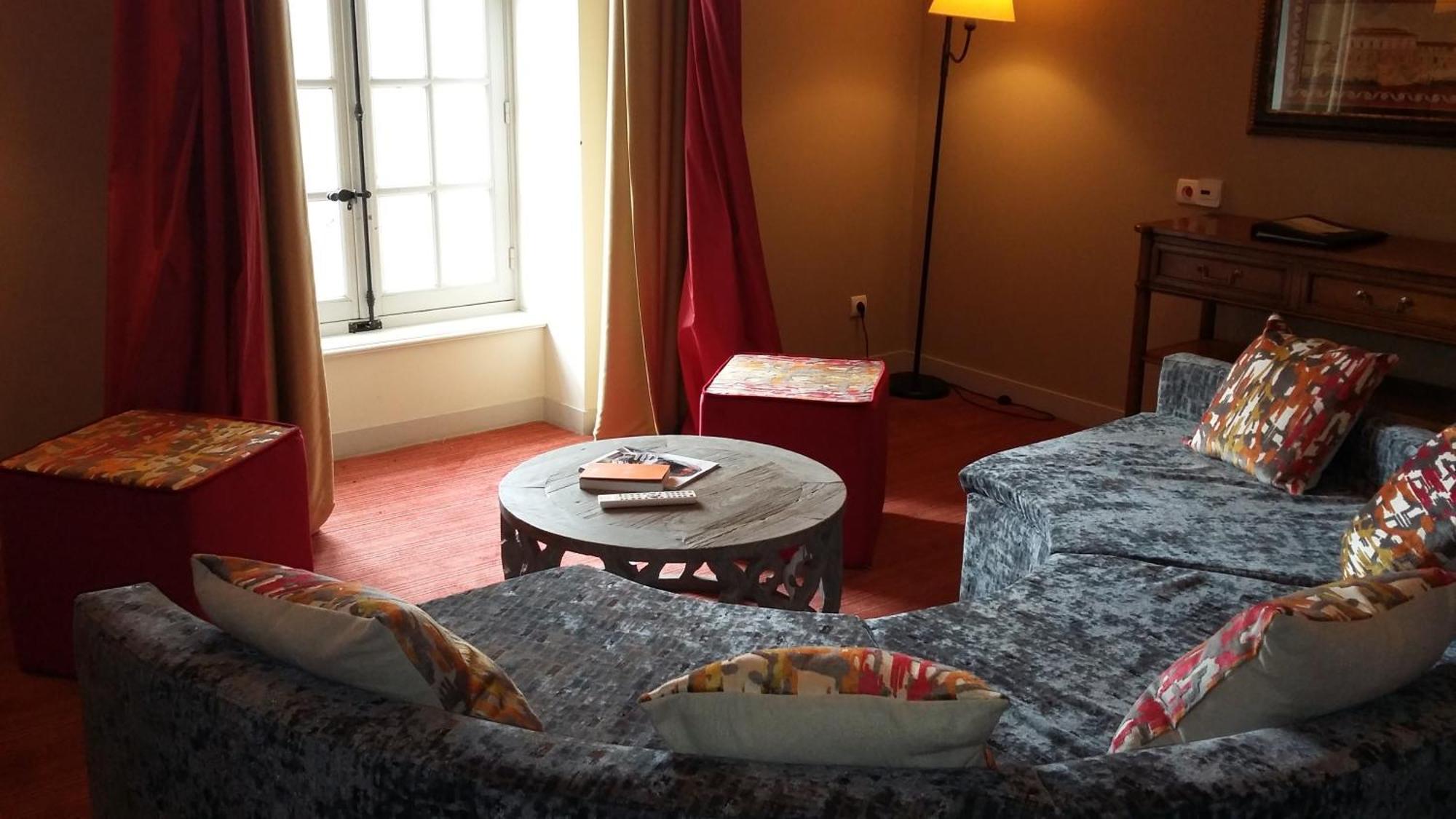 Chateau D'Augerville Golf & Spa Resort Exteriör bild